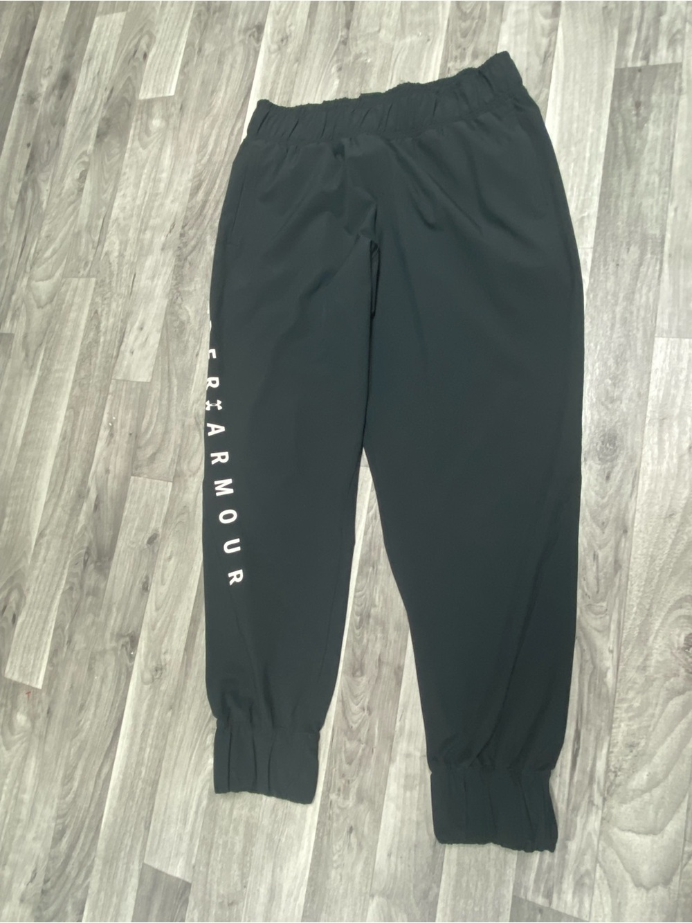 Under Armour Black Loose-Fit Training Shorts LG